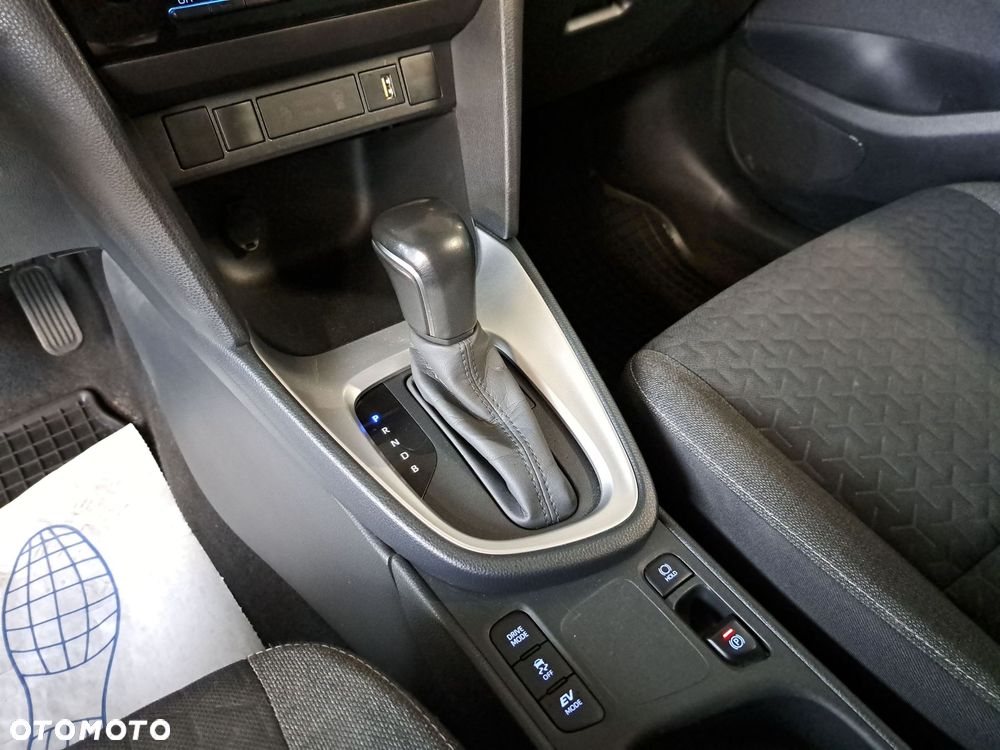 Toyota Yaris Cross Hybrid 1.5 Comfort - 27