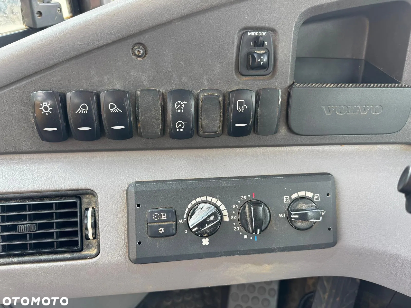 Volvo A25G 6x6 WOZIDŁO - 18