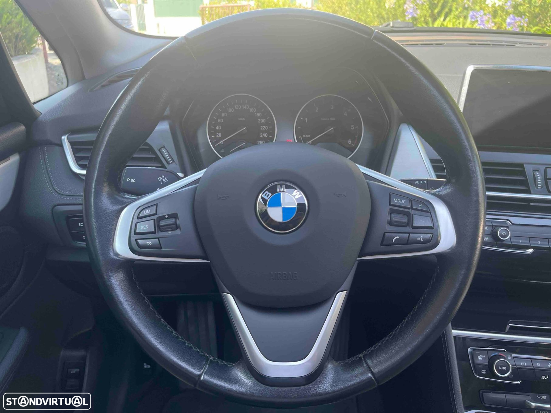 BMW 218 Active Tourer d Line Luxury Auto - 37