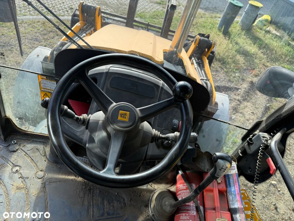 JCB 3CX - 10