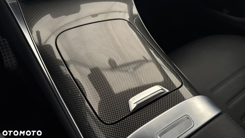 Mercedes-Benz GLC 200 4Matic 9G-TRONIC Edition AMG Line - 20