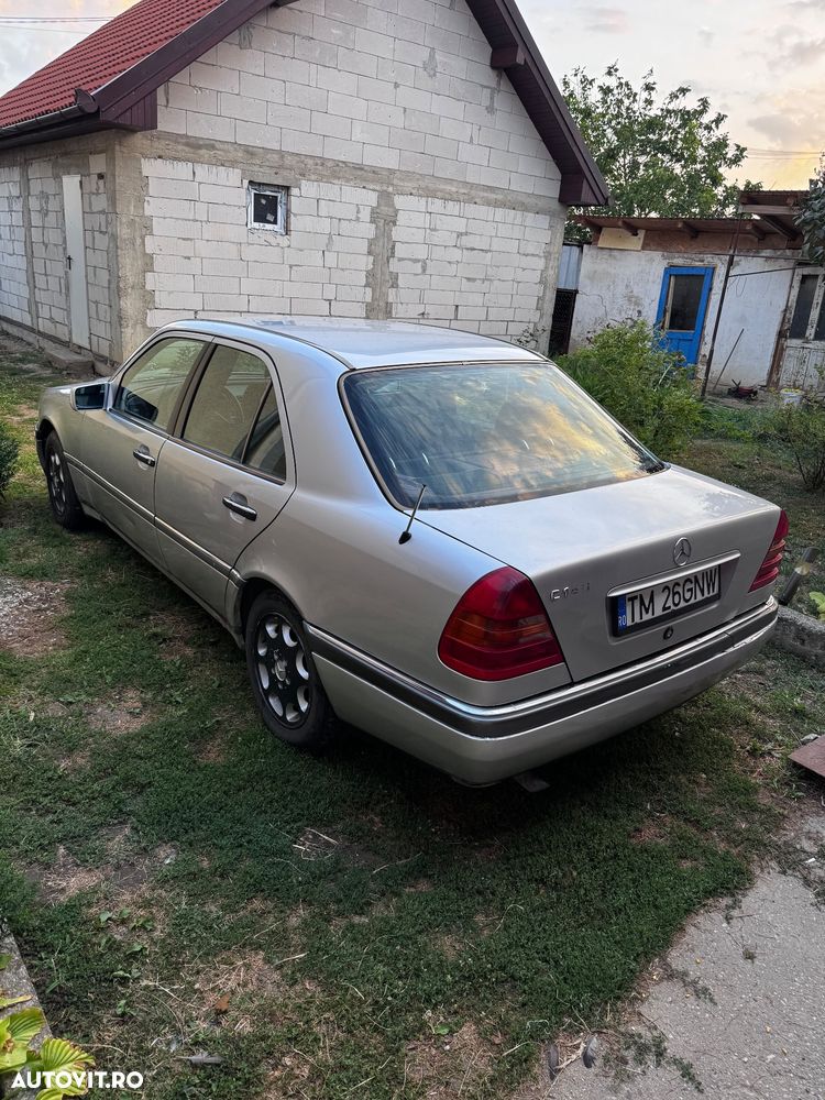 Mercedes-Benz C - 2