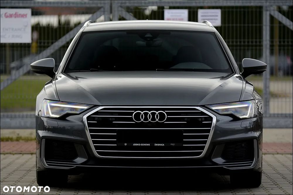 Audi A6 Avant 40 TDI S tronic S line - 1