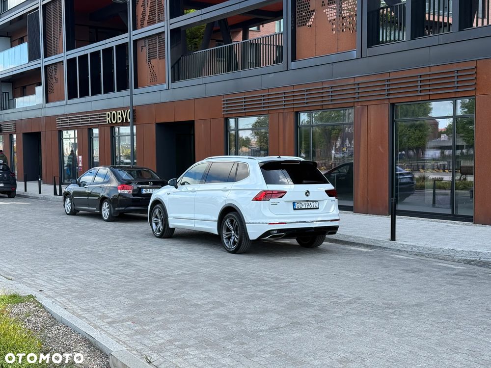 Volkswagen Tiguan - 8