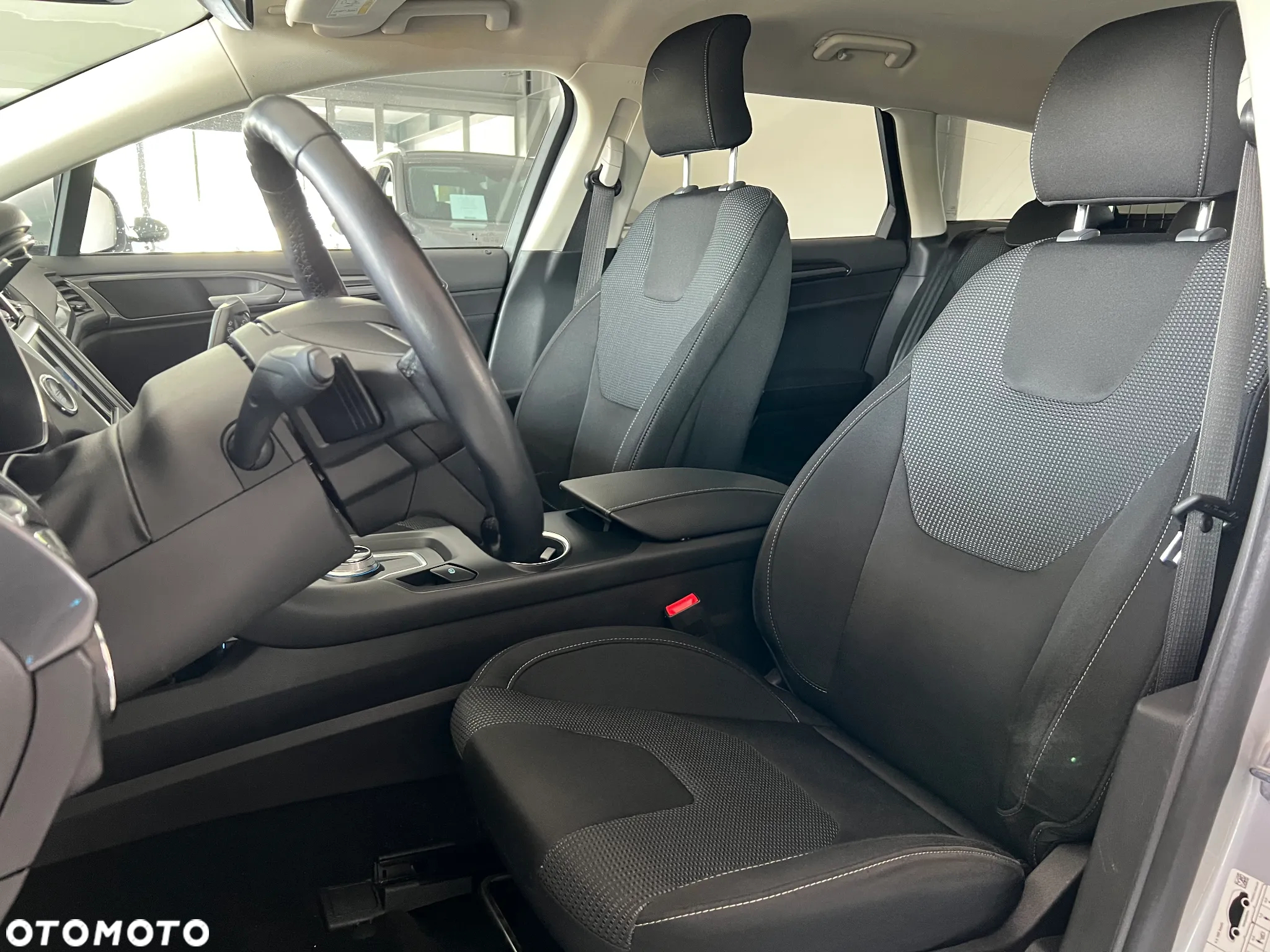Ford Mondeo 2.0 EcoBlue Titanium - 20