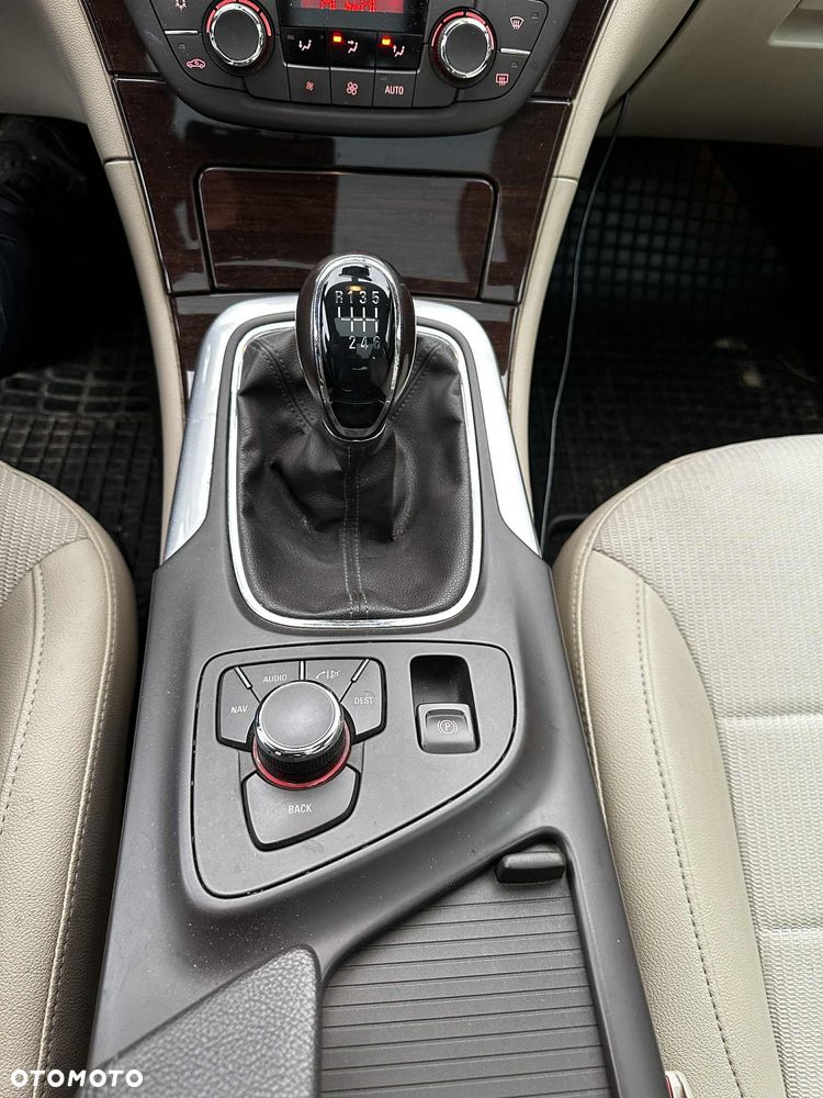 Opel Insignia 2.0 T Sport - 19