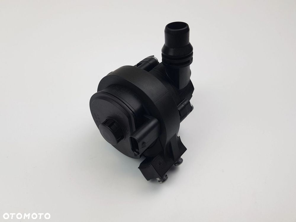 Dodatkowa Pompa Pompka wody BMW F20 F30 G20 G30 2.0 8605322 - 3