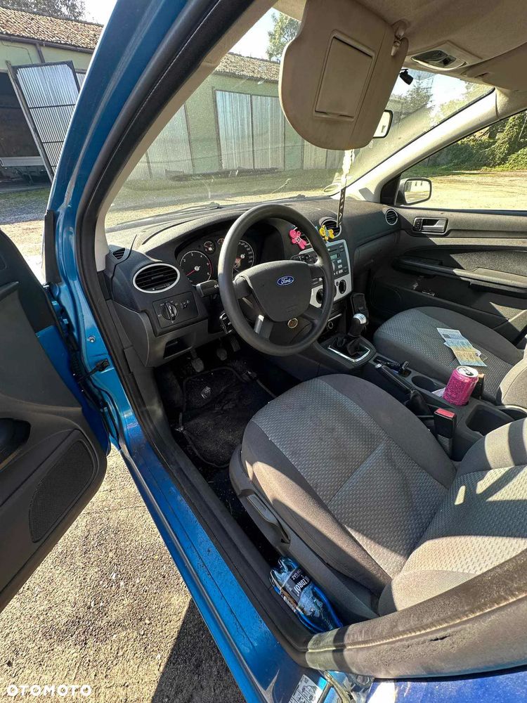 Ford Focus - 11