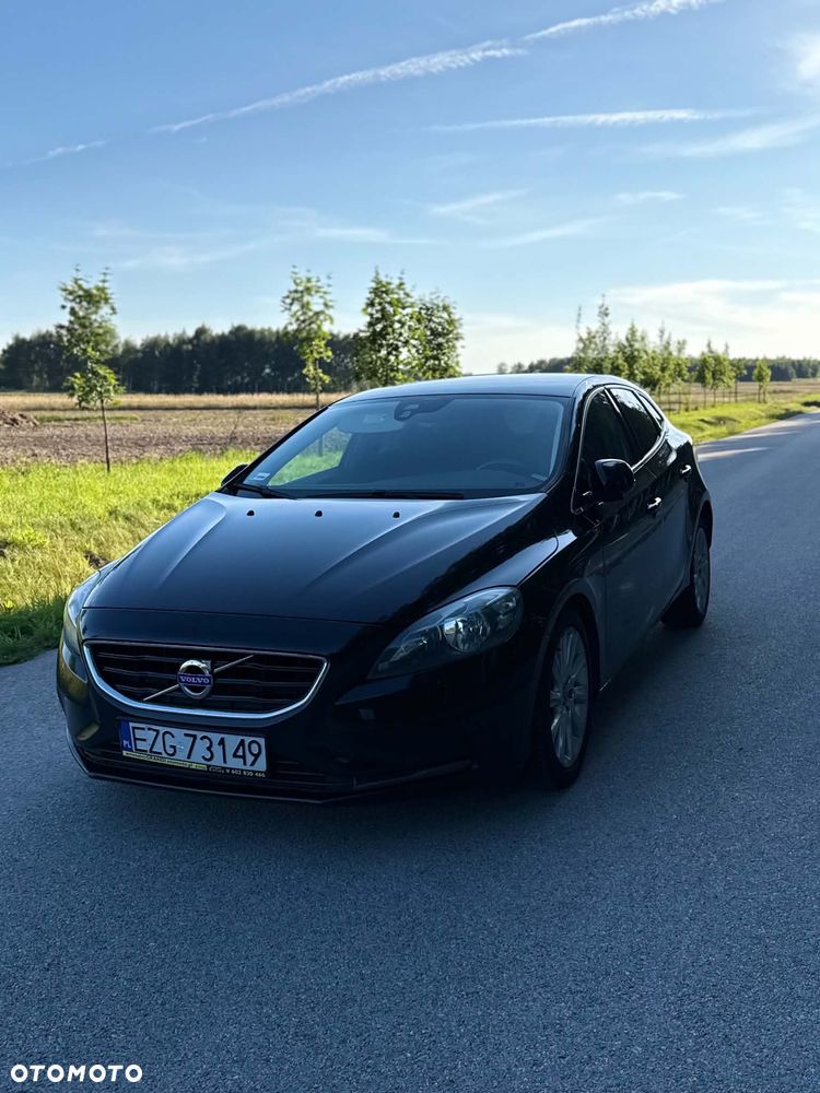 Volvo V40 D2 - 12
