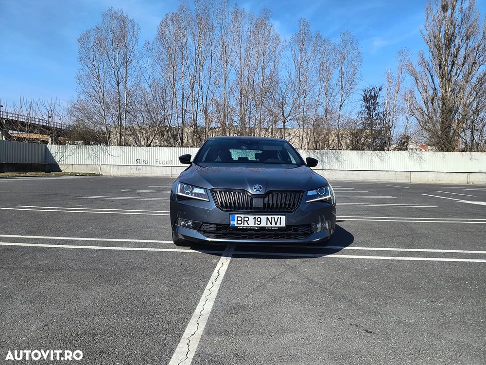 Skoda Superb 2.0 TDI DSG Laurin & Klement - 5