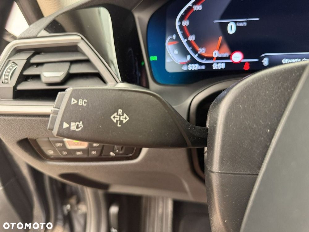 BMW Seria 3 - 26