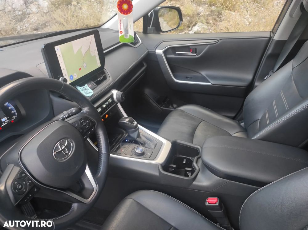 Toyota RAV4 2.5 VVT-iE 4x4 Luxury - 11