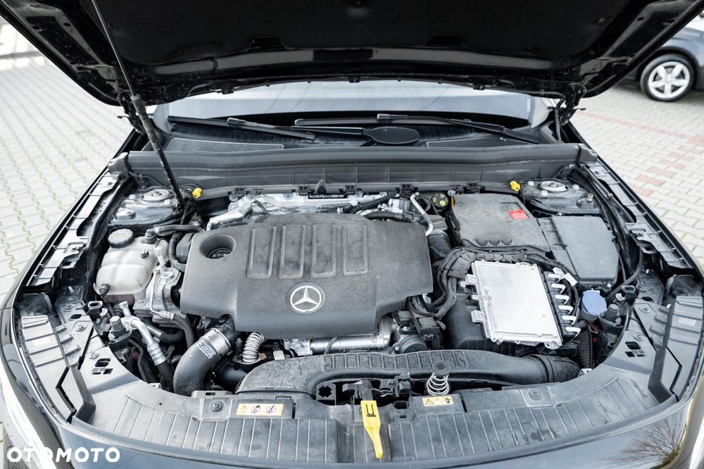 Mercedes-Benz GLB 220 d Progressive 8G-DCT - 35