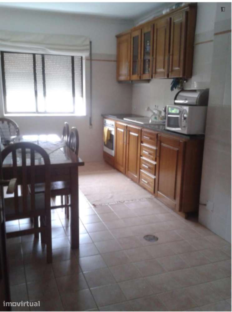 Quarto - localizado em Bairro do Sol Coimbra - Grande imagem: 3/6