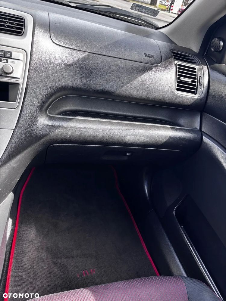 Honda Civic 1.6i Sport - 18