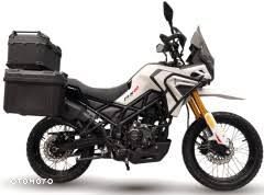 Junak Inny - 2