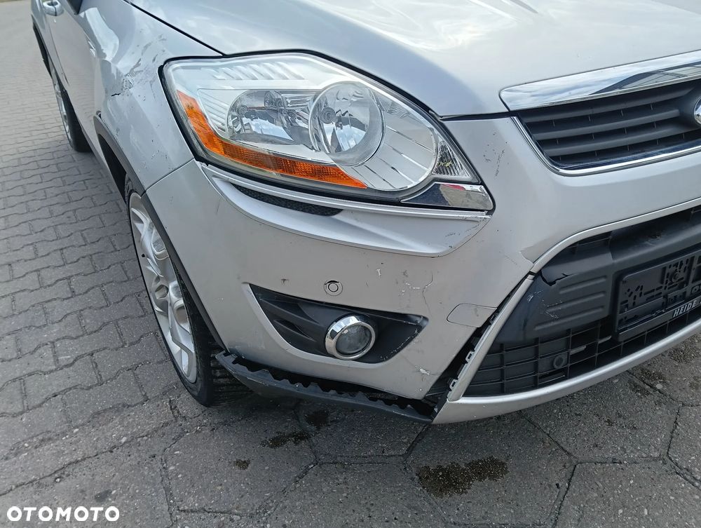Ford Kuga 2.0 TDCi 4x4 Titanium - 9