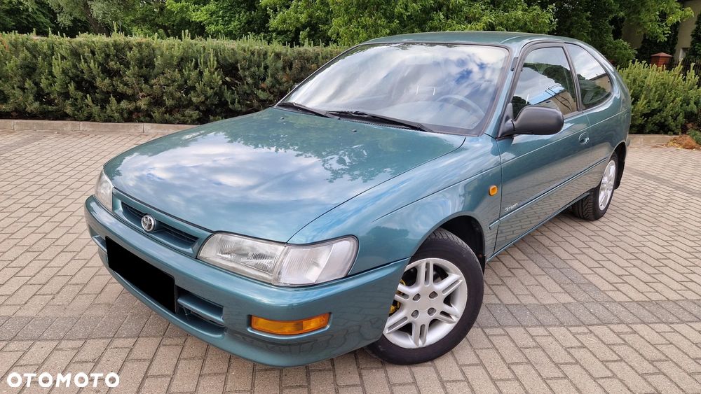 Toyota Corolla - 1