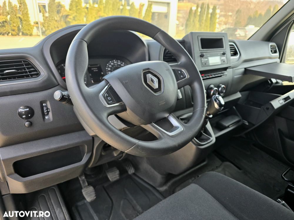 Renault Master - 24