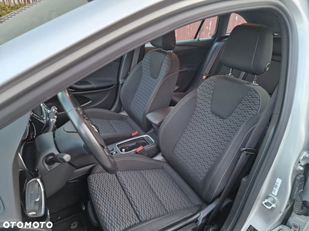 Opel Astra 1.4 Turbo Start/Stop Business - 22