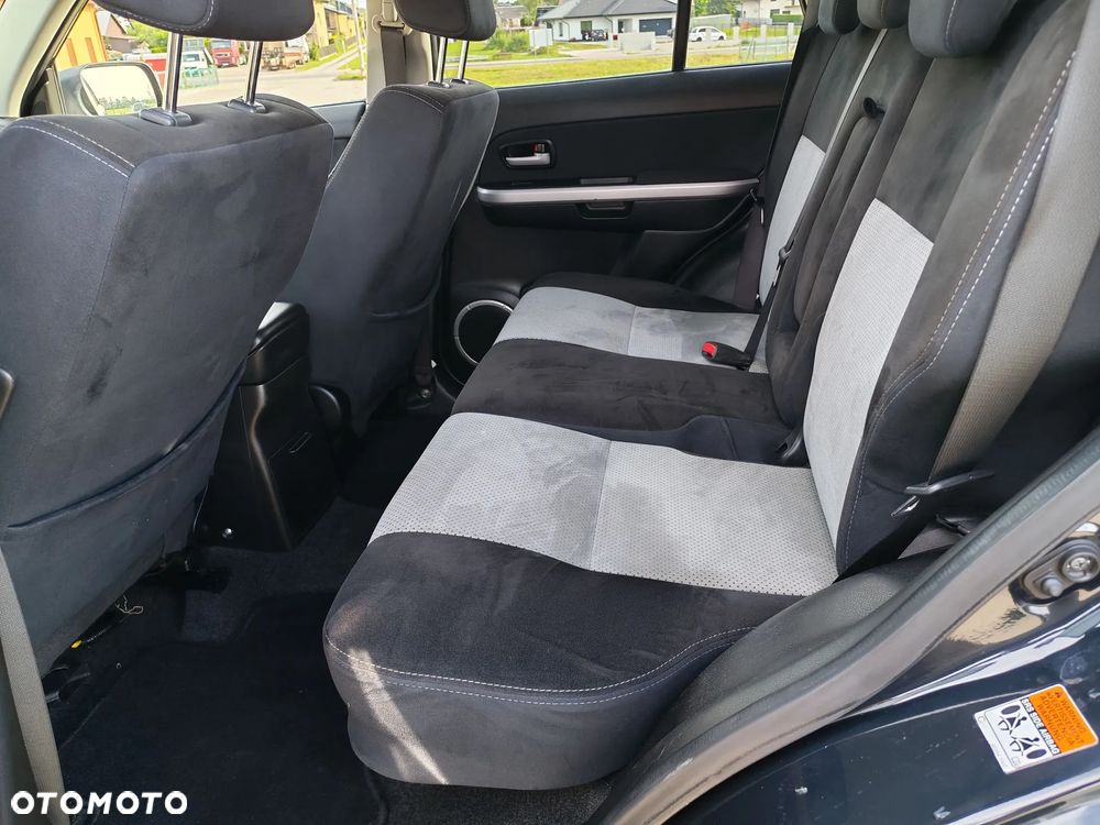 Suzuki Grand Vitara 1.9 DDiS Comfort DPF Limited - 16