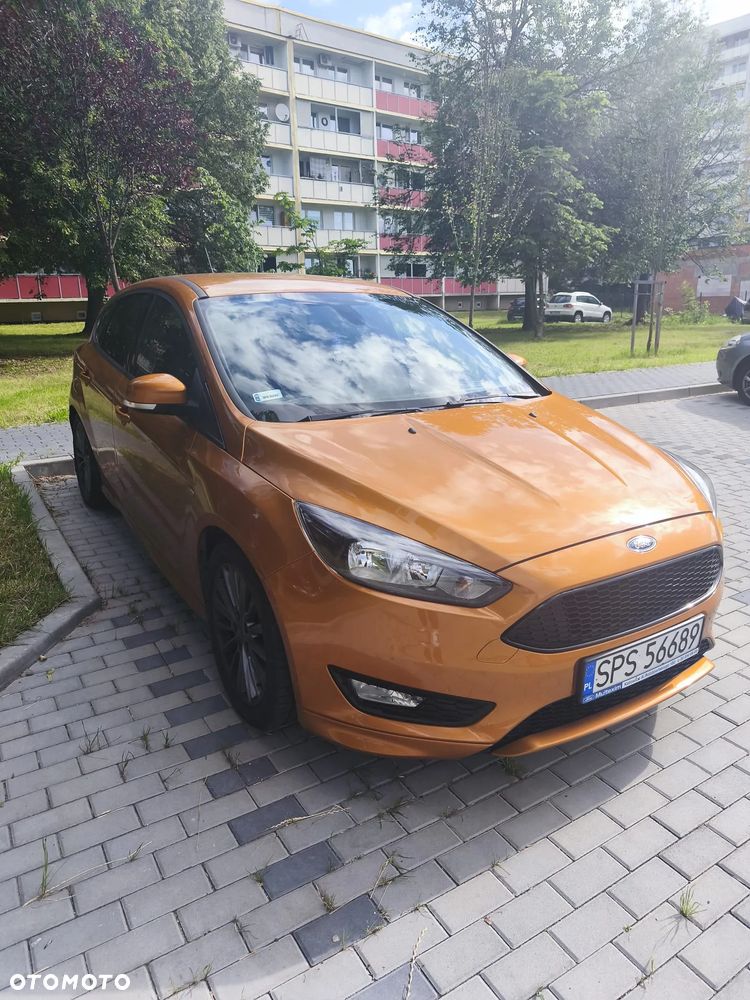 Ford Focus 1.5 EcoBoost ST-Line - 19