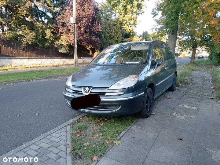 Peugeot 807