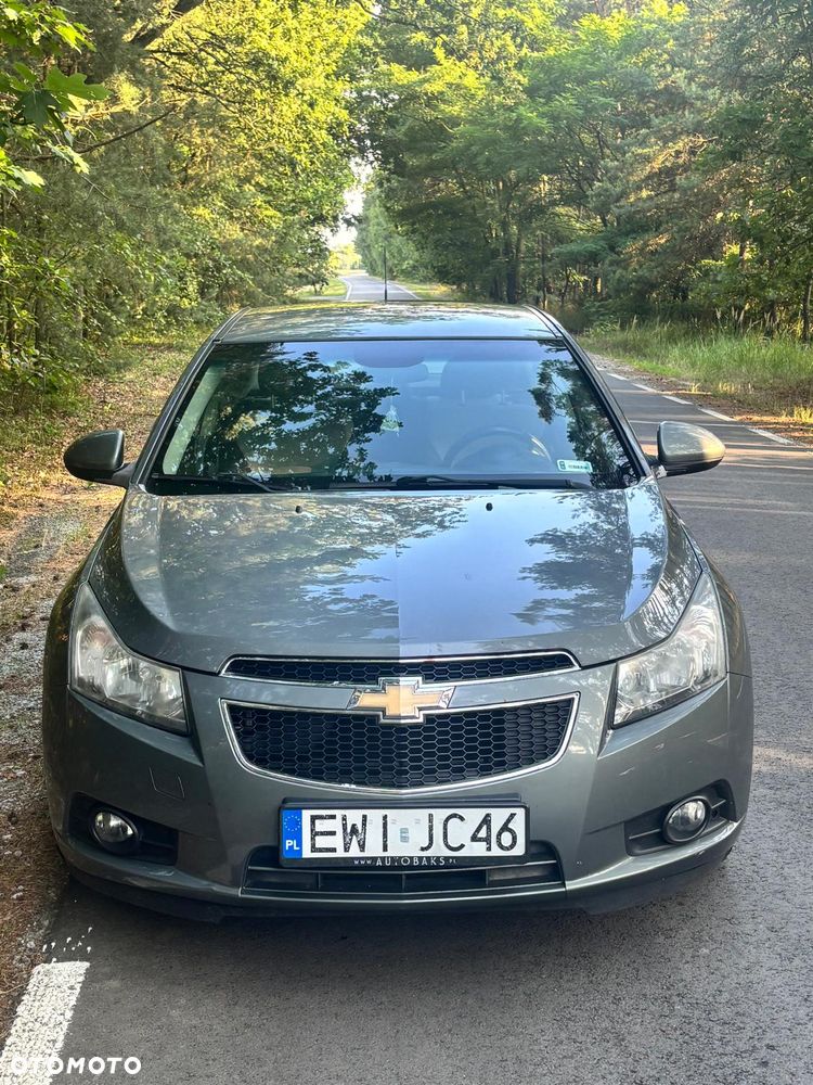 Chevrolet Cruze 1.6 LS+ - 1