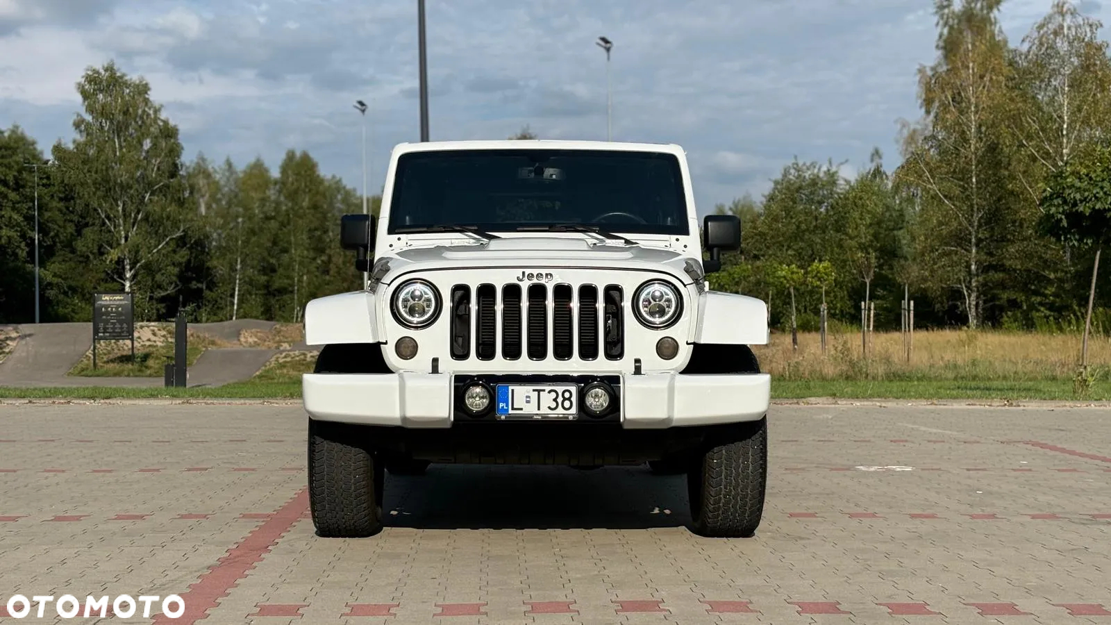 Jeep Wrangler - 15