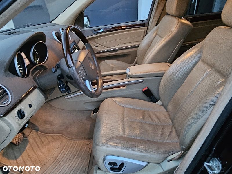 Mercedes-Benz GL 320 CDI - 11