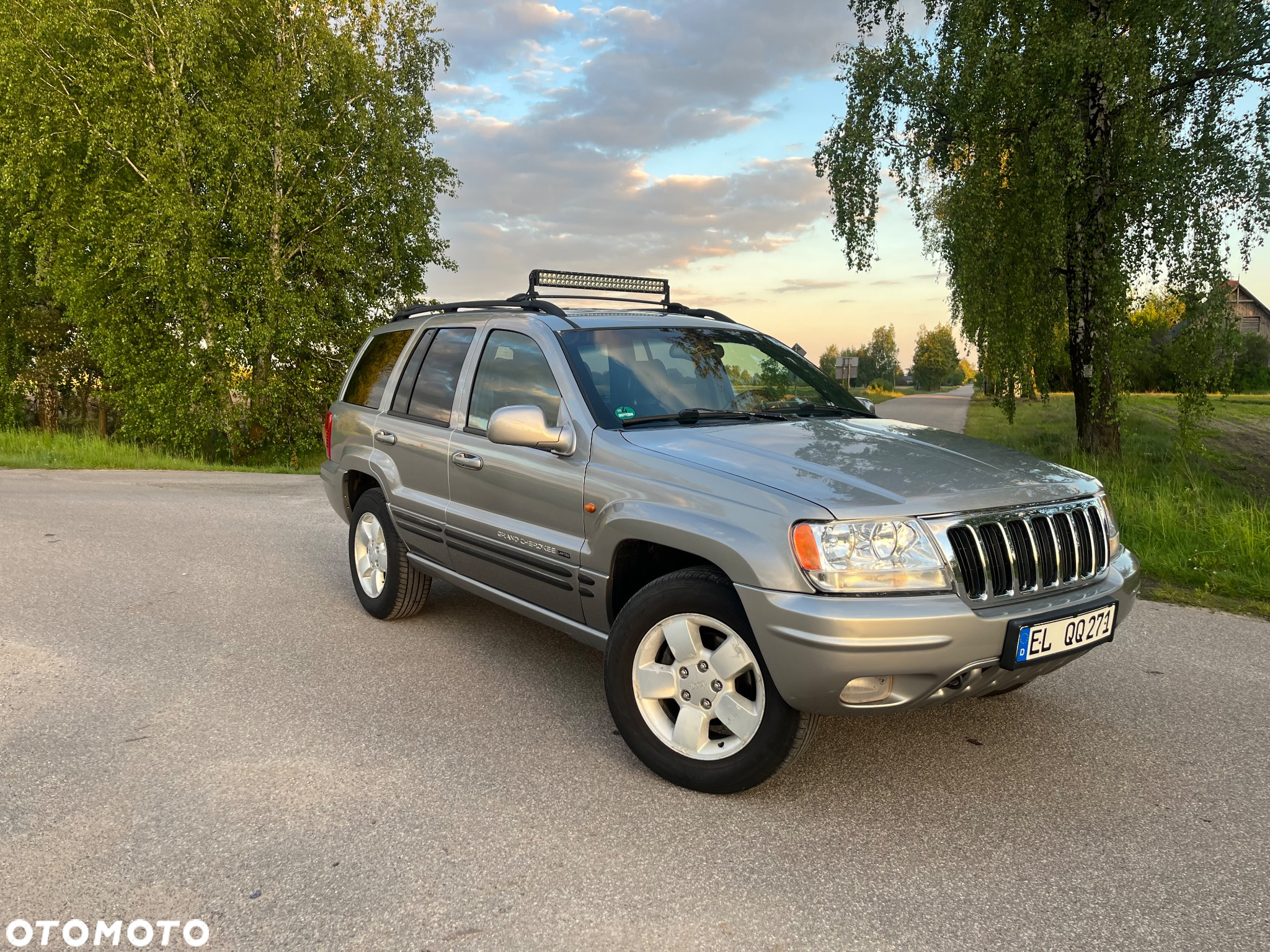 Jeep Grand Cherokee 4.7 Limited - 11