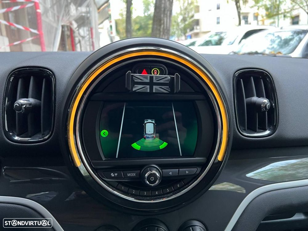 MINI Countryman Cooper SE ALL4 Auto - 21