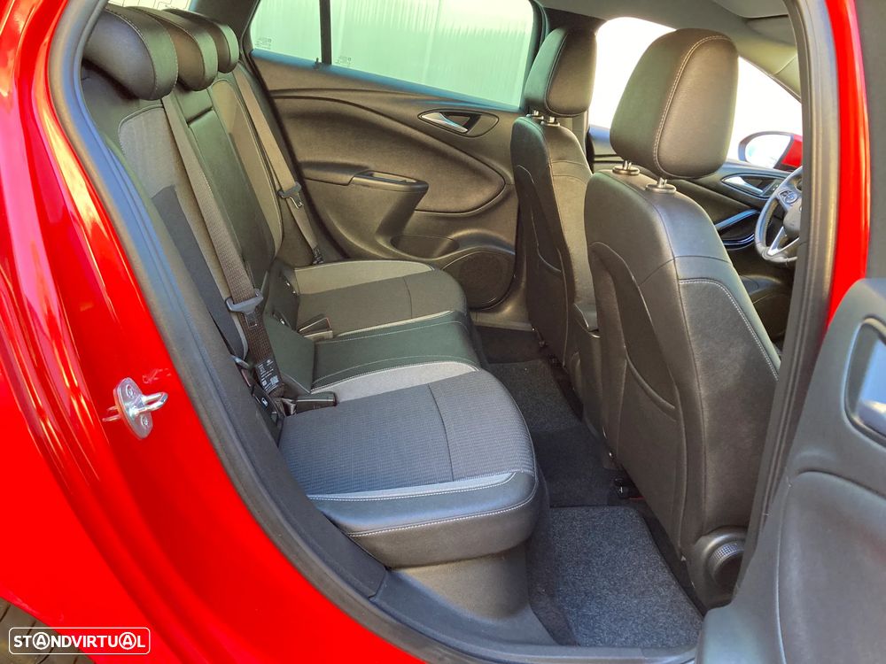 Opel Astra Sports Tourer 1.2 T Elegance - 35