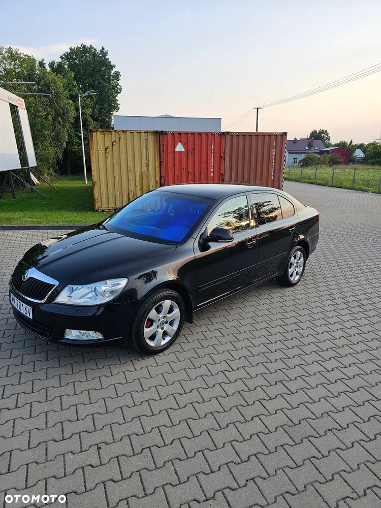 Skoda Octavia 1.6 Elegance - 14
