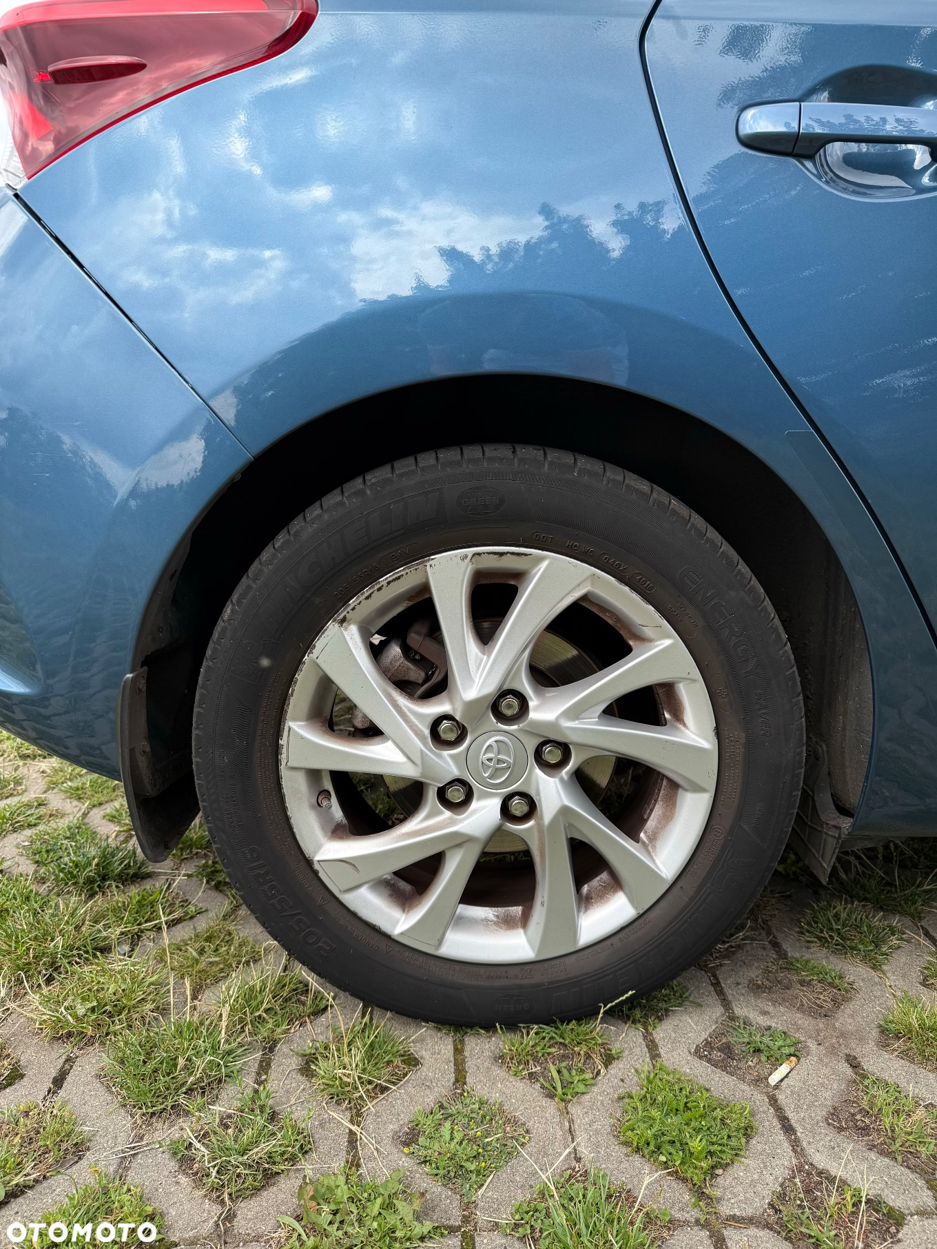 Toyota Auris Hybrid 135 Premium - 18