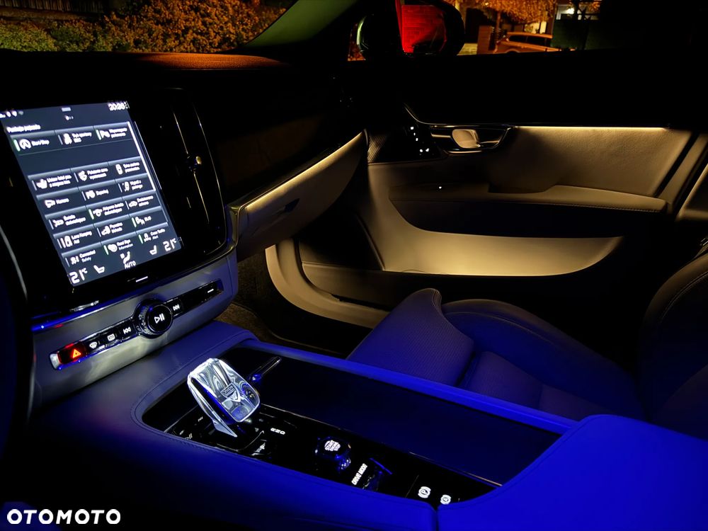 Volvo S90 - 22