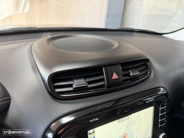 Kia Soul 1.6 CRDi TX - 19