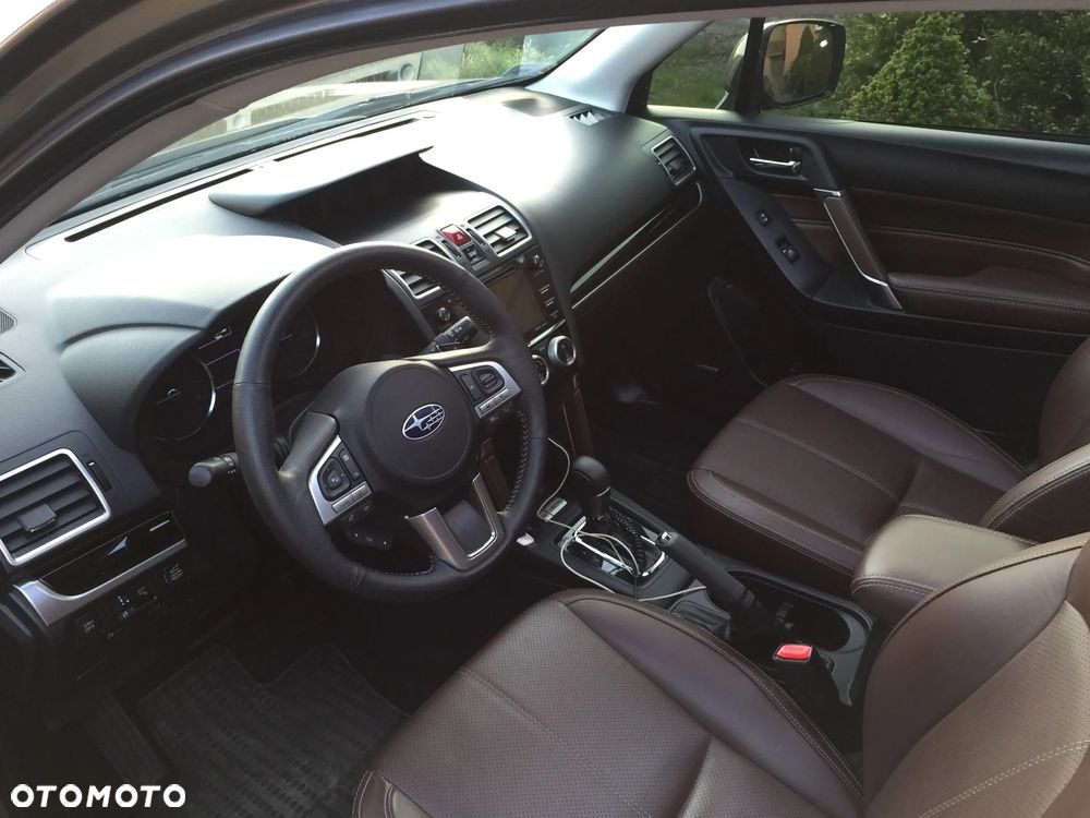 Subaru Forester 2.0 XT Platinum Lineartronic - 3