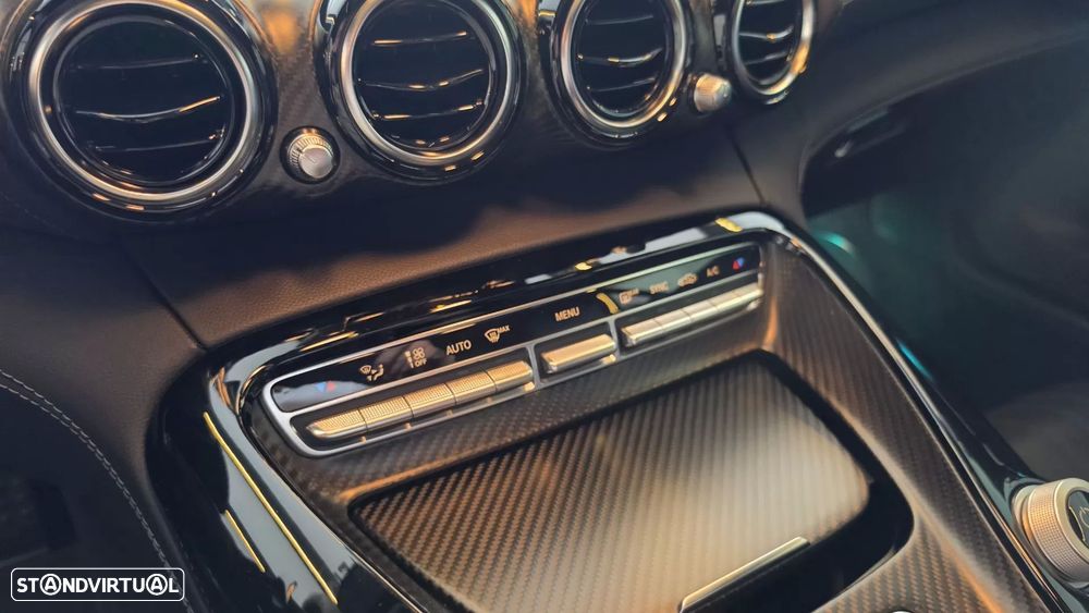 Mercedes-Benz AMG GT S Speedshift 7G-DCT - 52