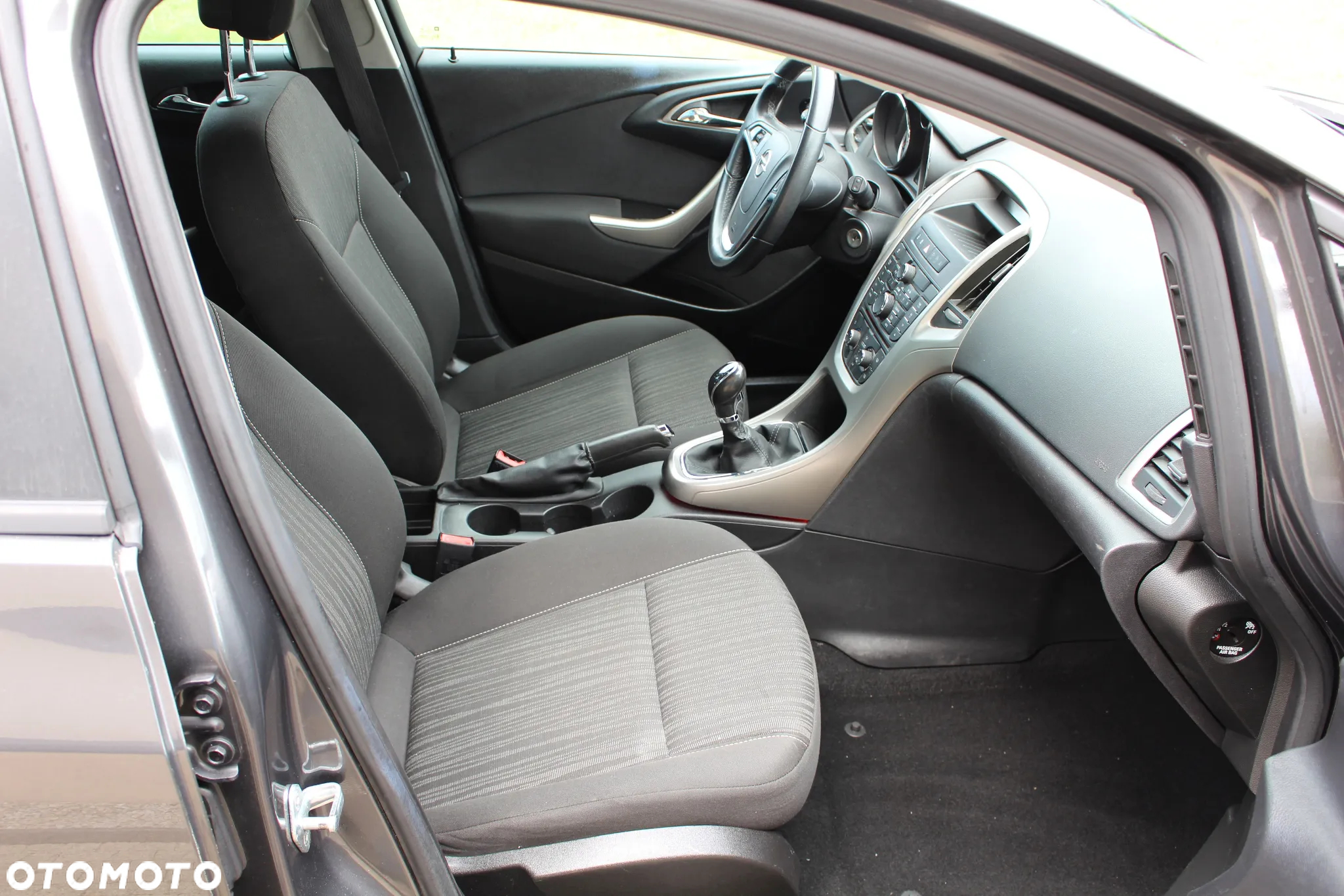 Opel Astra 1.4 Turbo Color Edition - 10
