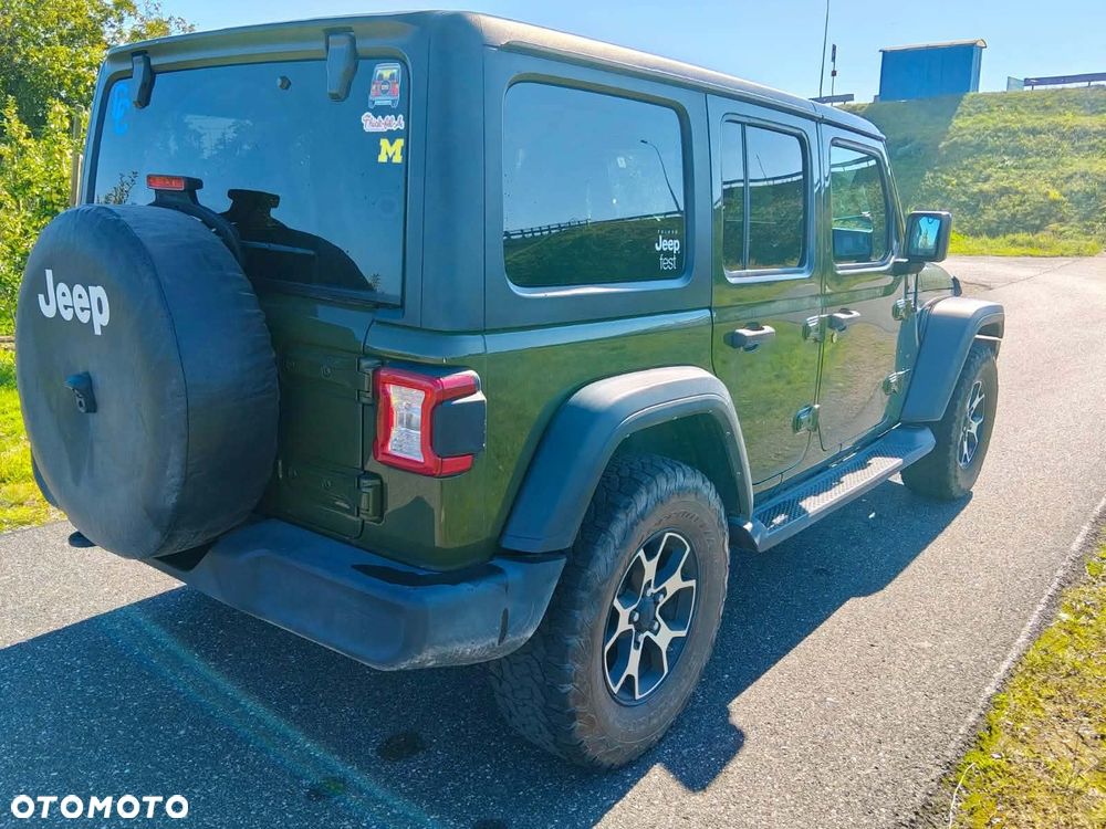 Jeep Wrangler - 3