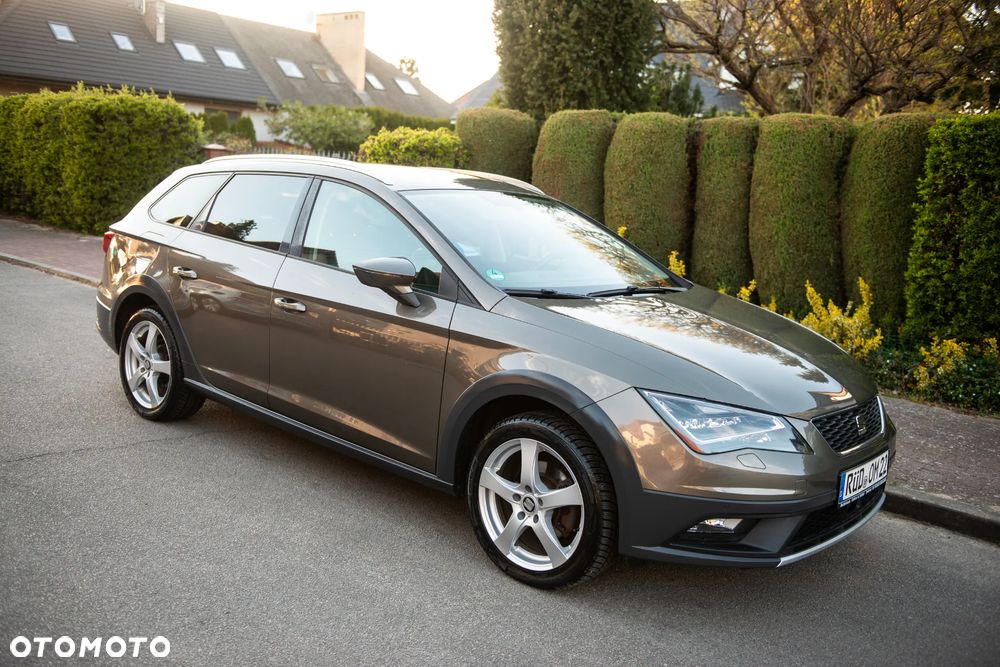 Seat Leon 2.0 TDI Xcellence S&S - 11