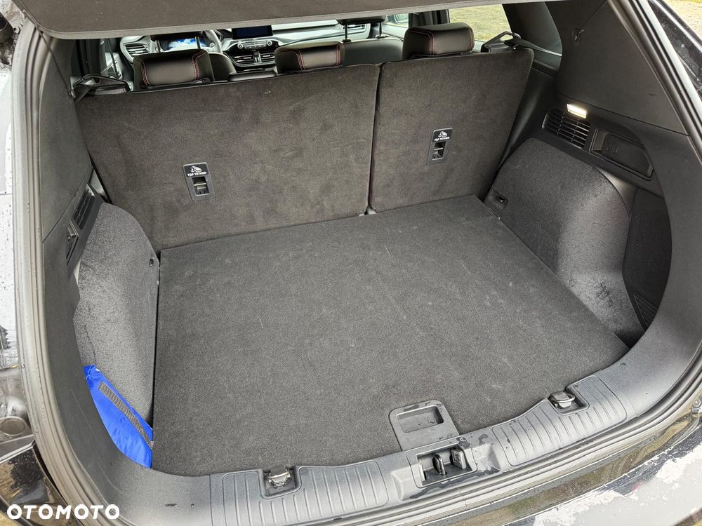 Ford Kuga 1.5 EcoBoost FWD ST-Line X - 11