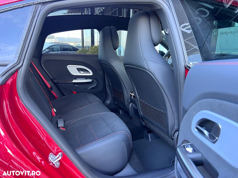 Mercedes-Benz CLA 200 MHEV Coupe - 8