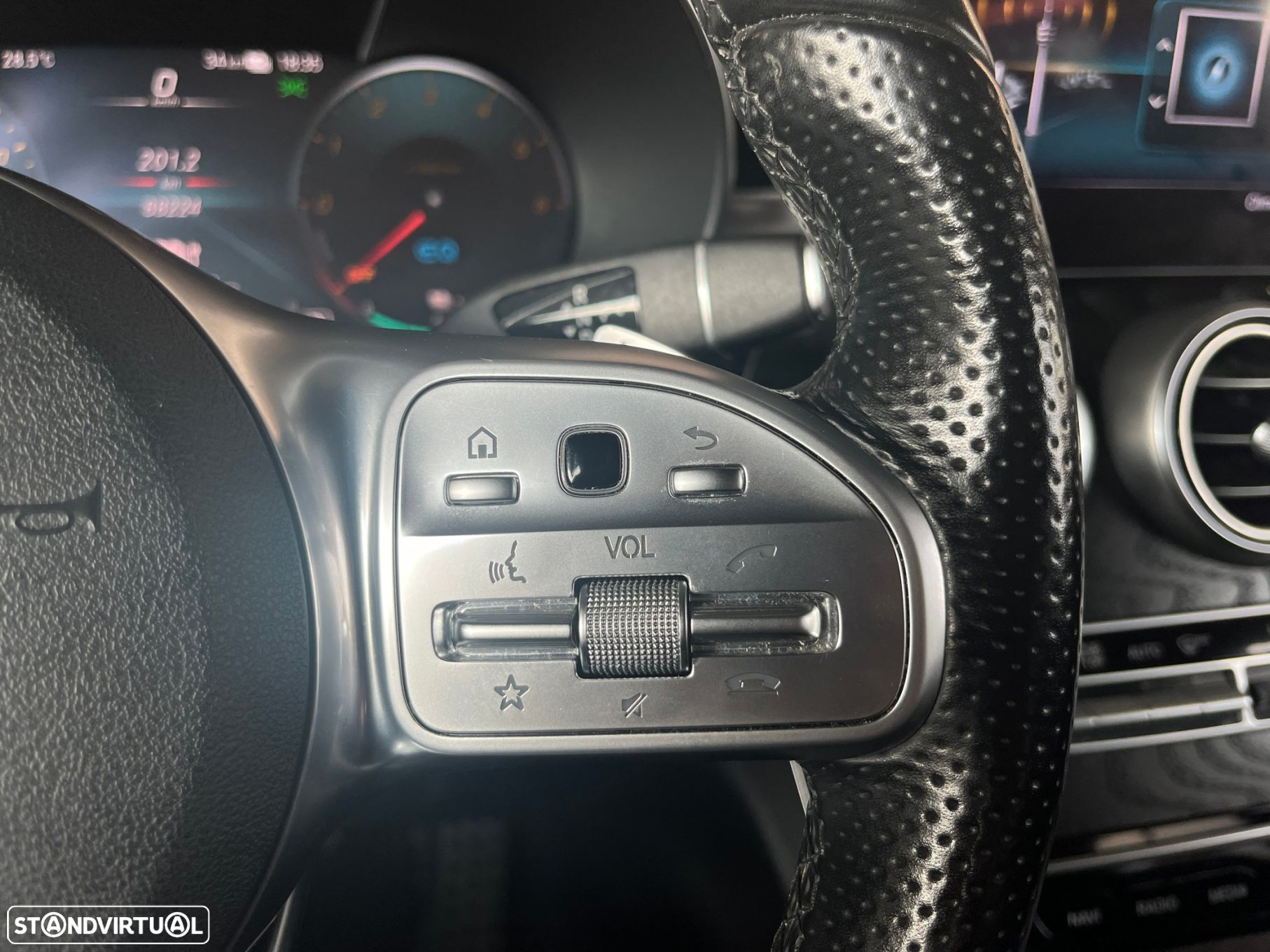 Mercedes-Benz C 300 de AMG Line - 23
