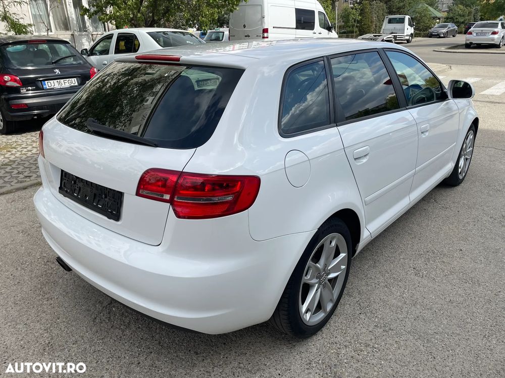 Audi A3 2.0 TDI Sportback Attraction - 3