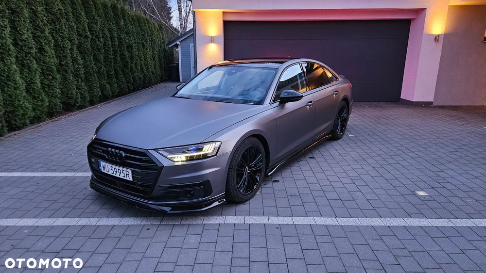 Audi A8 - 2