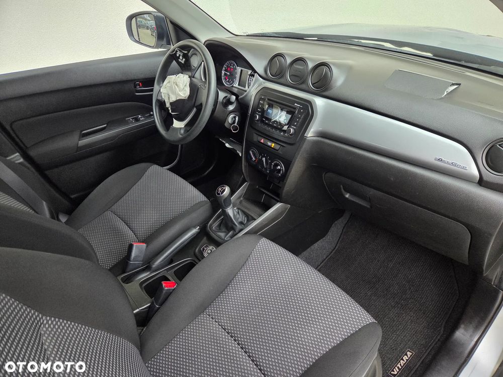Suzuki Vitara - 10