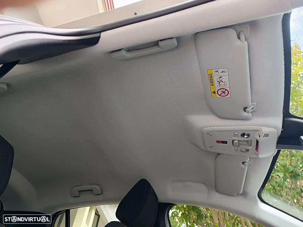 Peugeot e-208 Active Pack - 21