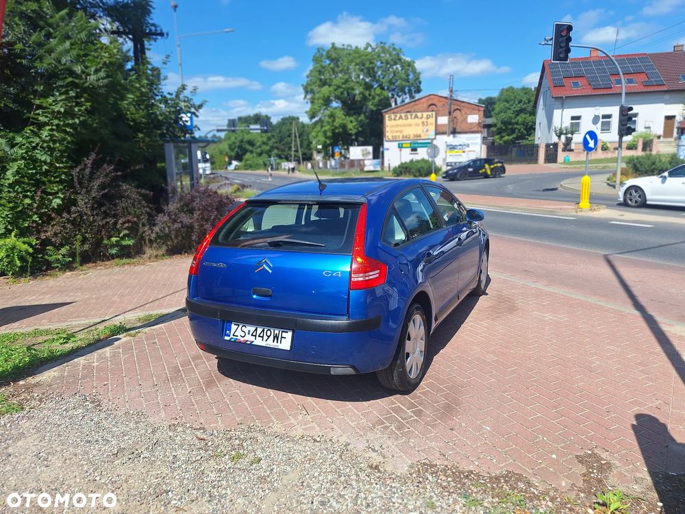 Citroën C4 VTi 120 Exclusive - 11